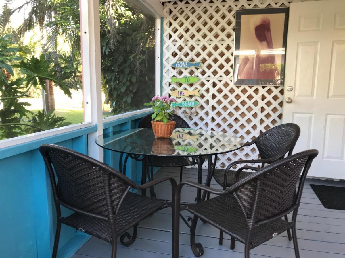 Pelican Island Cottages Sebastian Exterior photo