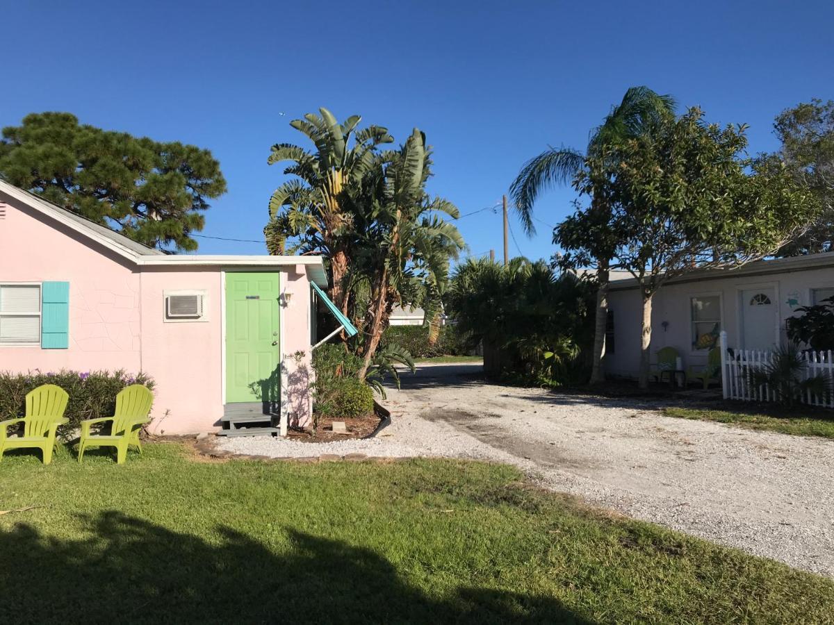 Pelican Island Cottages Sebastian Exterior photo